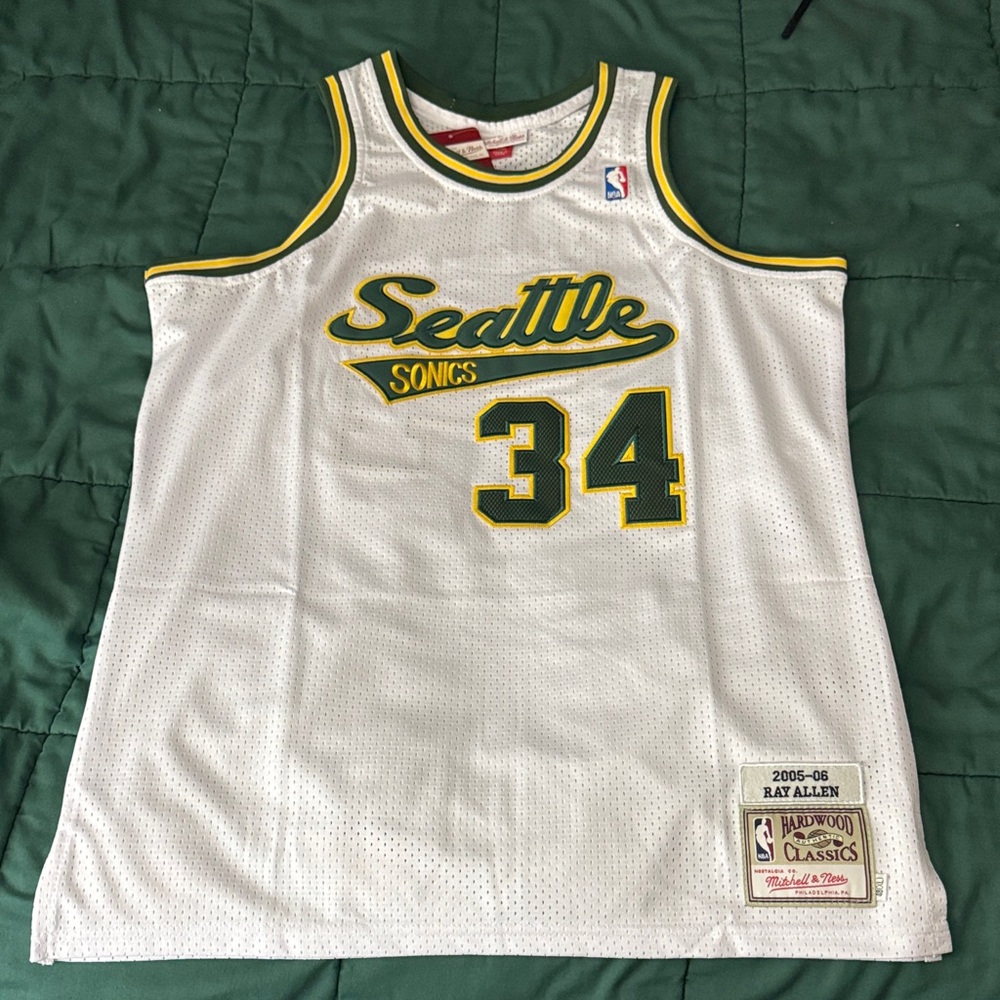 Mitchell & Ness Ray Allen Seattle Sonics Jersey Size XL